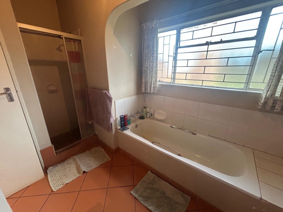 4 Bedroom Property for Sale in Hartbeesfontein AH North West